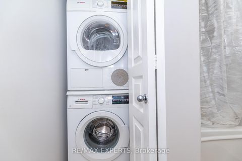 Photo 5 at 1417 - 323 Richmond Street E, Moss Park, Toronto