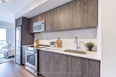 Photo 7 at 412 - 30 Samuel Wood Way, City Centre West, Toronto