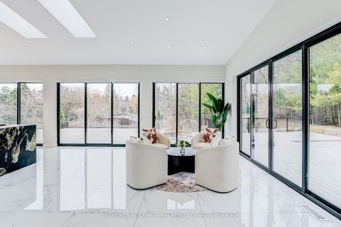 Photo 7 at 4599 Langstaff Road, East Woodbridge, Vaughan