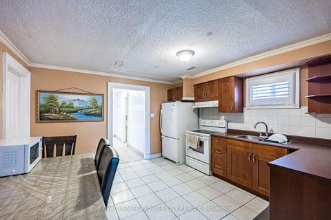 Photo 34 at 148 Dolores Road, Jane Heights, Toronto