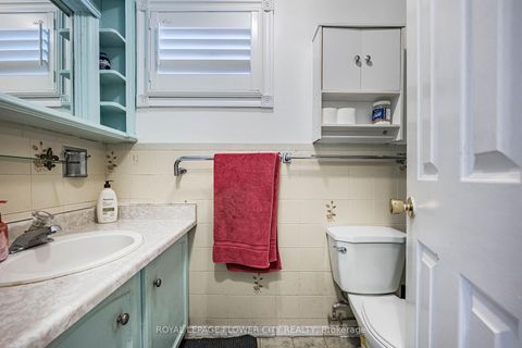Photo 40 at 148 Dolores Road, Jane Heights, Toronto