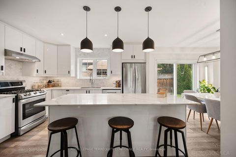 Photo 4 at 58 Shippigan Crescent, Don Valley Village, Toronto