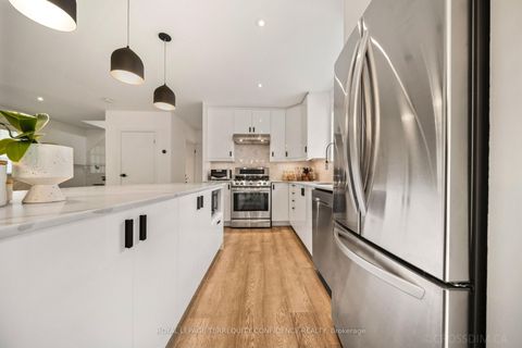 Photo 6 at 58 Shippigan Crescent, Don Valley Village, Toronto