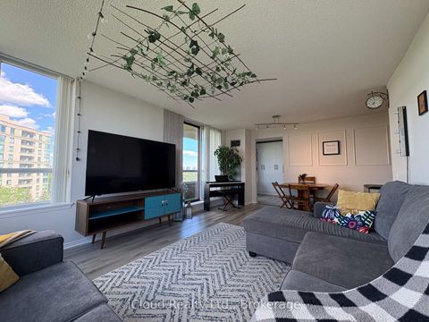 Photo 6 at 710 - 91 Townsgate Drive, Yorkhill, Vaughan