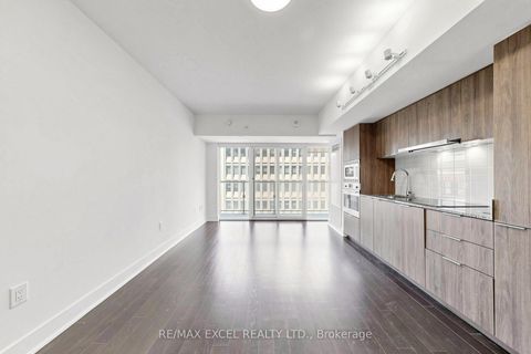 Photo 8 at 1408 - 955 Bay Street, Bay Street Corridor, Toronto