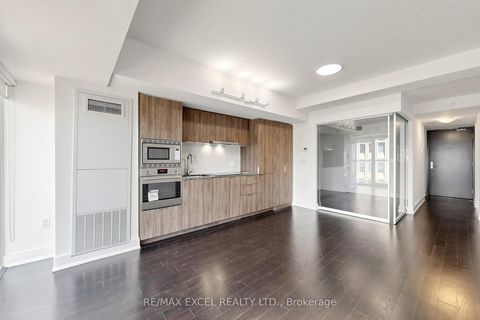 Photo 10 at 1408 - 955 Bay Street, Bay Street Corridor, Toronto