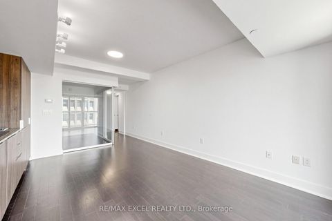 Photo 12 at 1408 - 955 Bay Street, Bay Street Corridor, Toronto