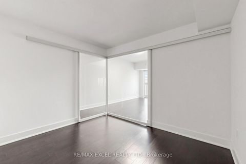 Photo 19 at 1408 - 955 Bay Street, Bay Street Corridor, Toronto