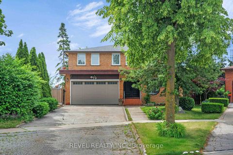 Photo 1 at 79 Arran Crescent, West Woodbridge, Vaughan