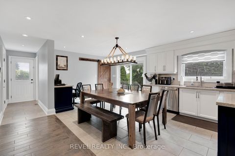 Photo 8 at 79 Arran Crescent, West Woodbridge, Vaughan
