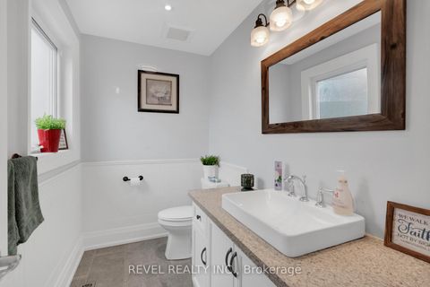 Photo 14 at 79 Arran Crescent, West Woodbridge, Vaughan