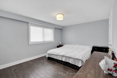 Photo 20 at 79 Arran Crescent, West Woodbridge, Vaughan