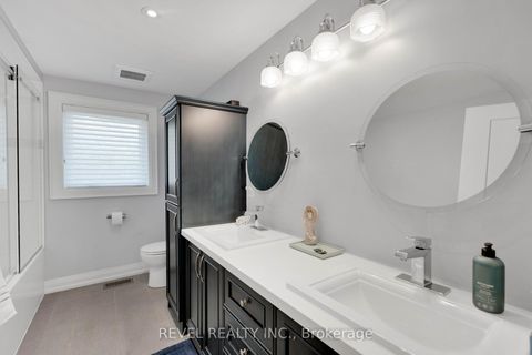 Photo 23 at 79 Arran Crescent, West Woodbridge, Vaughan