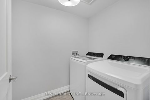 Photo 24 at 79 Arran Crescent, West Woodbridge, Vaughan