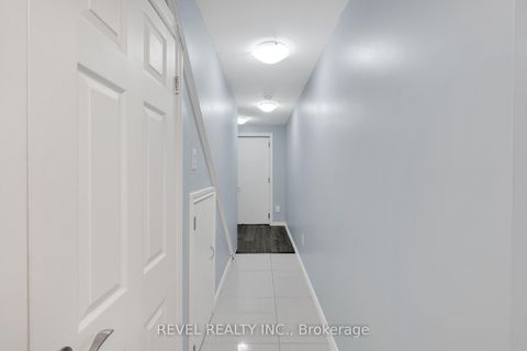 Photo 25 at 79 Arran Crescent, West Woodbridge, Vaughan