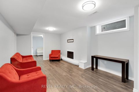 Photo 26 at 79 Arran Crescent, West Woodbridge, Vaughan