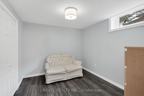 Photo 27 at 79 Arran Crescent, West Woodbridge, Vaughan