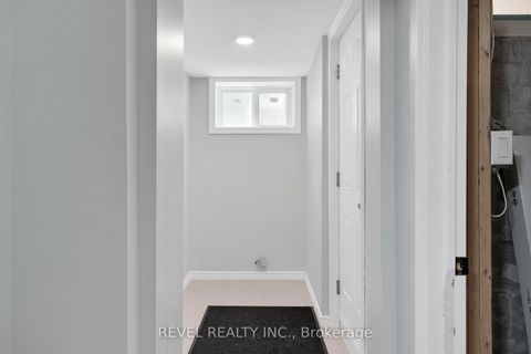 Photo 30 at 79 Arran Crescent, West Woodbridge, Vaughan