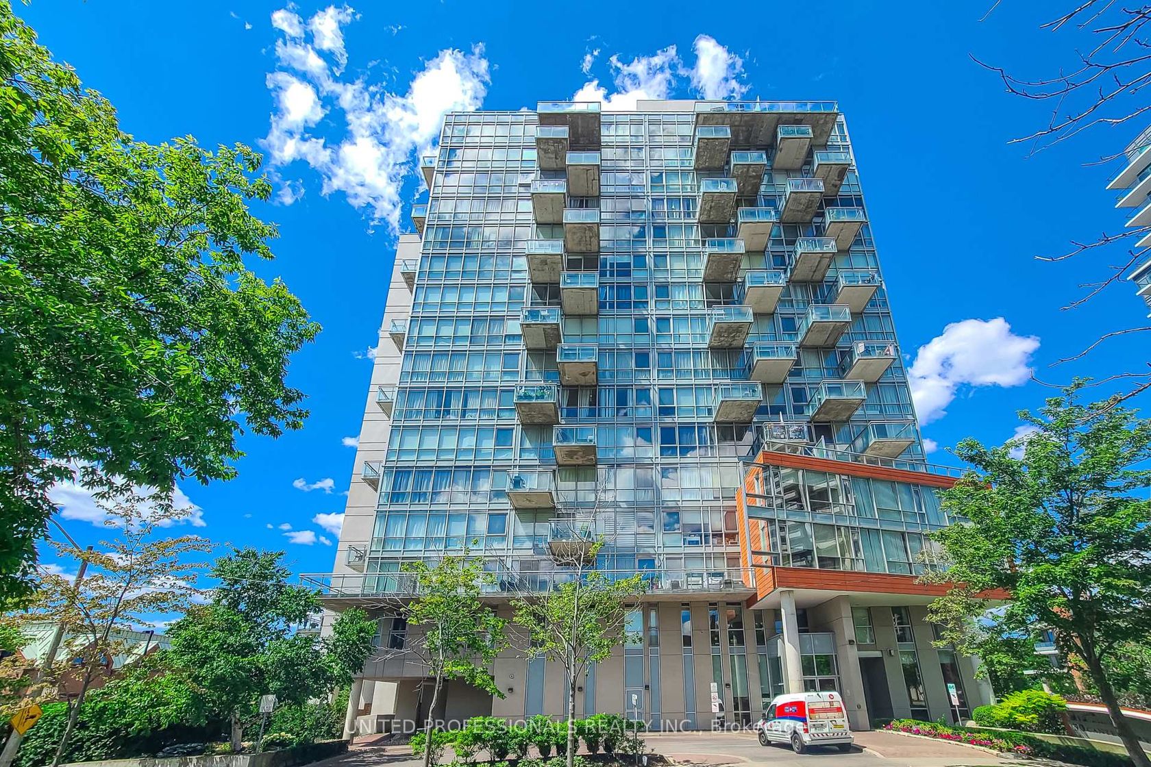 1507 - 30 Canterbury Place, Willowdale West, Toronto 