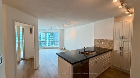 Photo 5 at 2604 - 10 Yonge Street, Waterfront Communities C1, Toronto