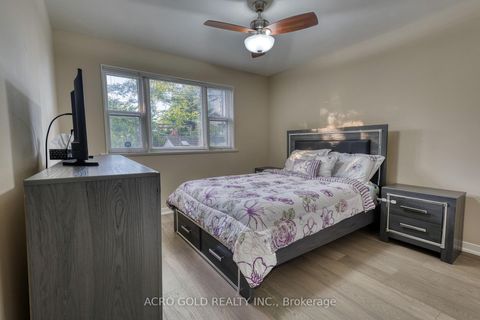 Photo 20 at 10 Kennebec Crescent, Kipling, Toronto