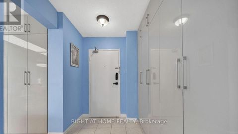 Photo 8 at 1415 - 260 Seneca Hill Drive, Don Valley Village, Toronto