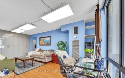 Photo 14 at 1415 - 260 Seneca Hill Drive, Don Valley Village, Toronto