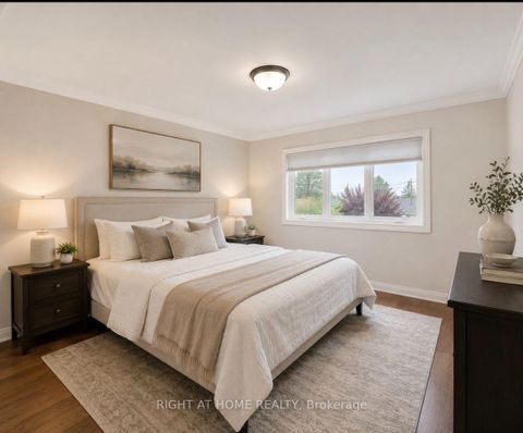 Photo 11 at 49 - 740 KENNEDY Road, Ionview, Toronto