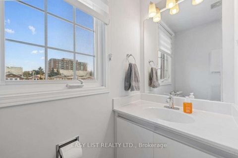 Photo 25 at 109 Whitney Place, Lakeview Estates, Vaughan