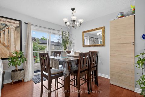 Photo 12 at 3 Player Drive, East Bayfield, Barrie