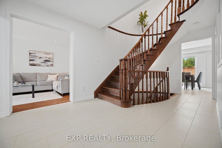 Photo 15 at 70 Embassy Drive, East Woodbridge, Vaughan
