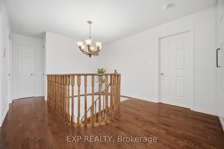 Photo 16 at 70 Embassy Drive, East Woodbridge, Vaughan
