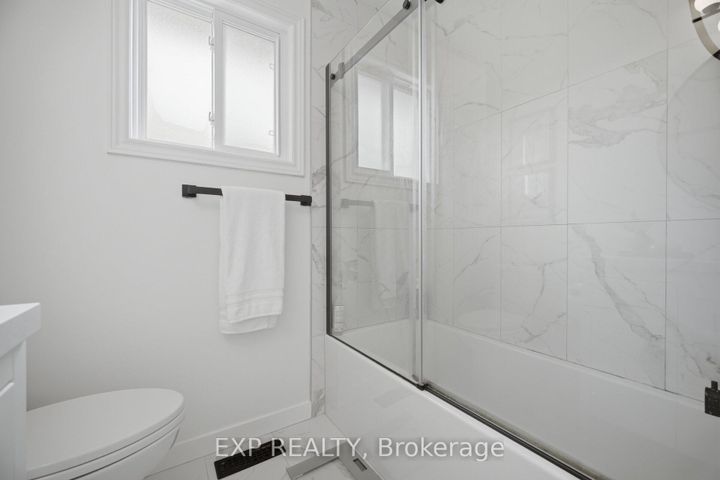 Photo 21 at 70 Embassy Drive, East Woodbridge, Vaughan