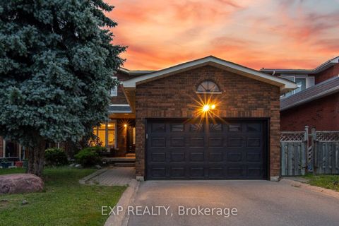 Photo 0 at 70 Embassy Drive, East Woodbridge, Vaughan