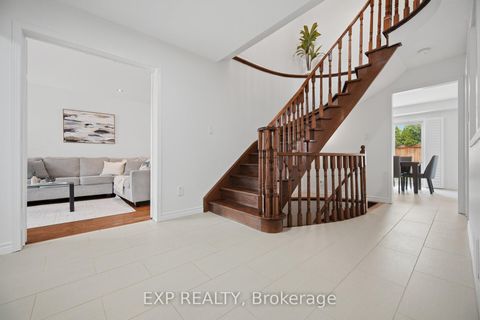 Photo 15 at 70 Embassy Drive, East Woodbridge, Vaughan