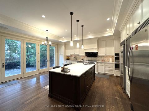 Photo 10 at 64 Montressor Drive, Windfields, Toronto