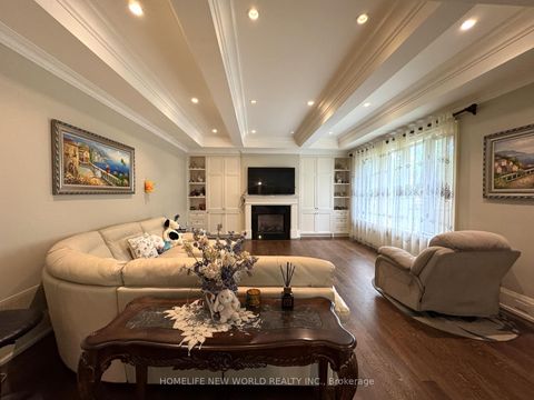 Photo 13 at 64 Montressor Drive, Windfields, Toronto