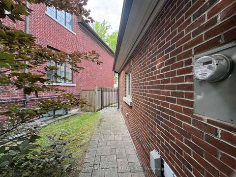 Photo 46 at 64 Montressor Drive, Windfields, Toronto