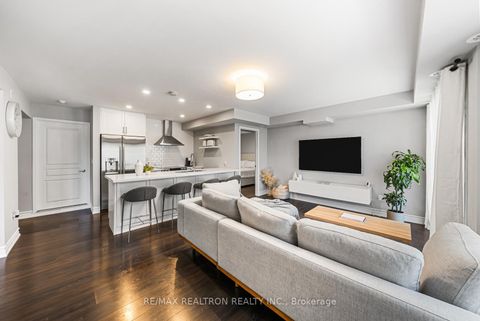 Photo 10 at 5 - 161 Isaac Devins Boulevard, Pelmo Park W5, Toronto