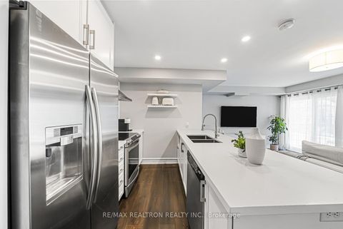 Photo 12 at 5 - 161 Isaac Devins Boulevard, Pelmo Park W5, Toronto
