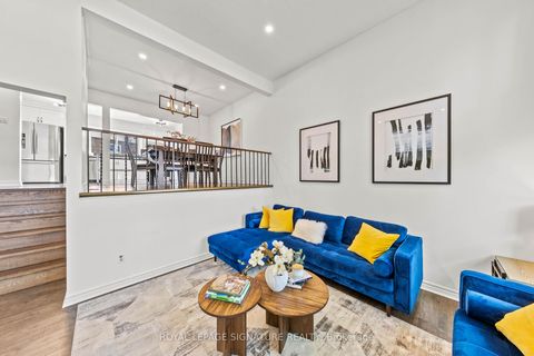 Photo 7 at 62 - 109 Jenny Wren Way, Hillcrest Village, Toronto