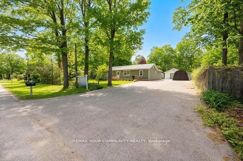 Photo 2 at 781 Edward Street, Rural Innisfil, Innisfil