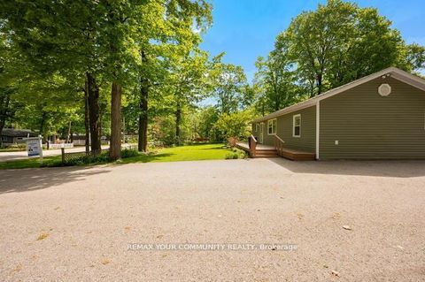 Photo 4 at 781 Edward Street, Rural Innisfil, Innisfil