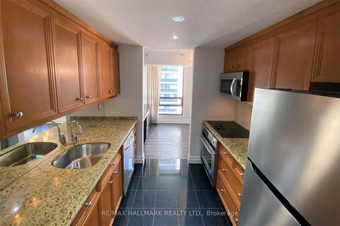 Photo 4 at Ph10 - 447 Walmer Road, Forest Hill South, Toronto