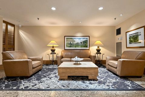 Photo 4 at 501 - 5 Kenneth Avenue, Willowdale East, Toronto