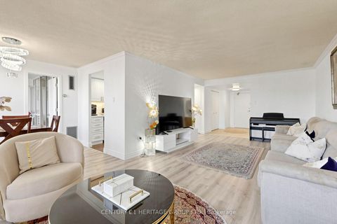 Photo 12 at 501 - 5 Kenneth Avenue, Willowdale East, Toronto