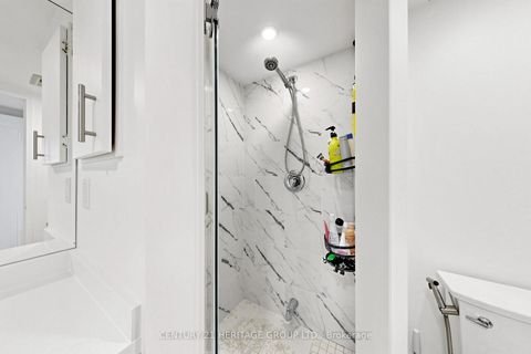 Photo 22 at 501 - 5 Kenneth Avenue, Willowdale East, Toronto