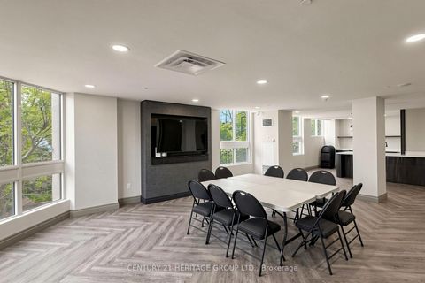Photo 32 at 501 - 5 Kenneth Avenue, Willowdale East, Toronto