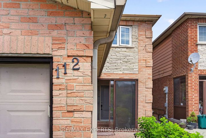 Photo 1 at 112 Andrea Lane, East Woodbridge, Vaughan