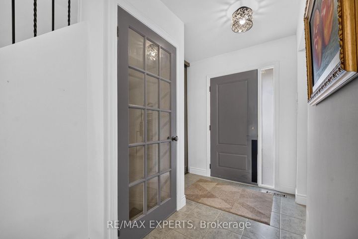 Photo 6 at 112 Andrea Lane, East Woodbridge, Vaughan